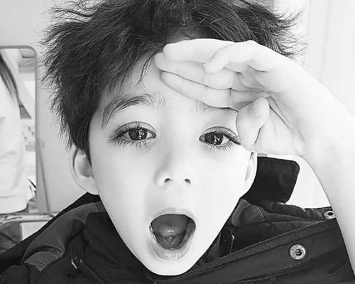 �����б�������ͼƬ��ȫ С�к���˧���̷��̵�ͼ