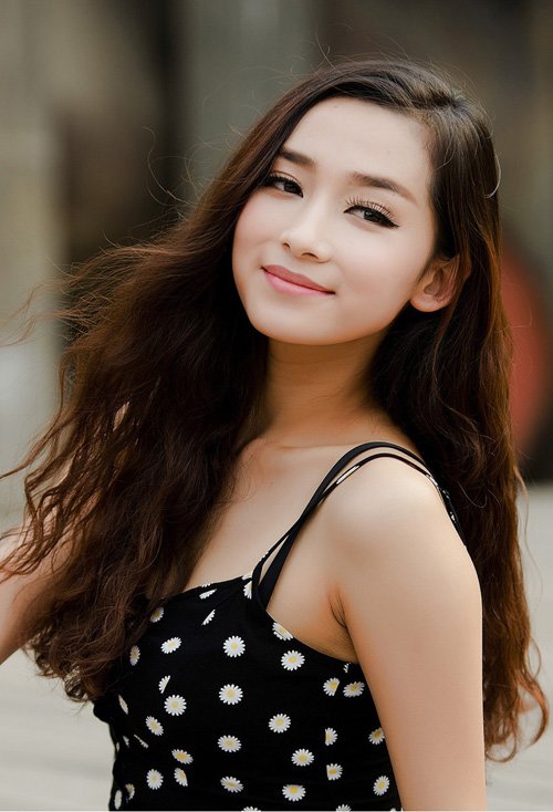 Ů���г�����չ�ഺ���� ��Ů����ľ�ͷ������