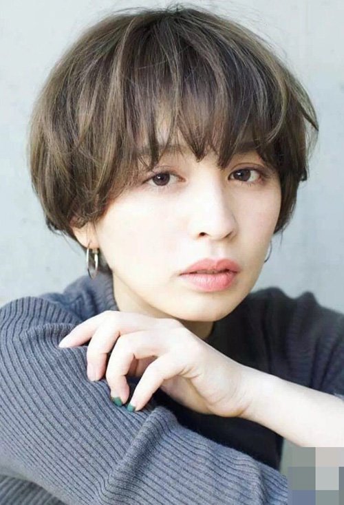 ����Ů�˼��Ķ̷�ͼƬ��ȫ Ůʿ�����еĶ̷����