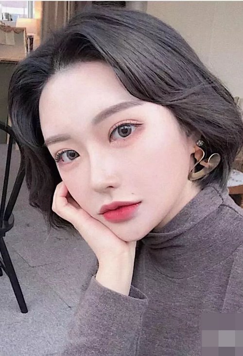 Բ��Ů���зֶ�ͷ������ ����������з̷ֶ�����