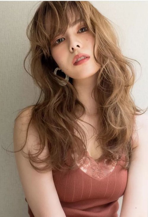 ���˾�ͷ�������������� ���׸��Ե�Ů��������ȫ