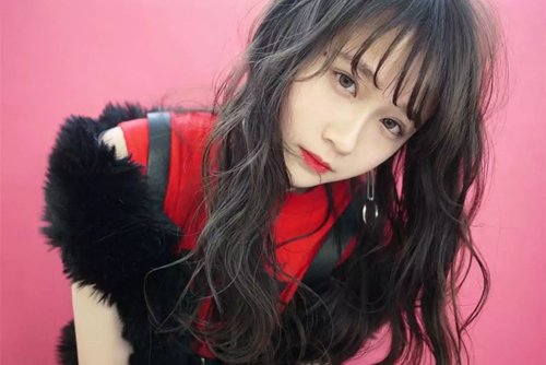 ���˾�ͷ�������������� ���׸��Ե�Ů��������ȫ