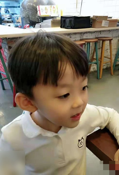 4���к��ʺϵĹ���ͷ���� ����������˧��ķ���