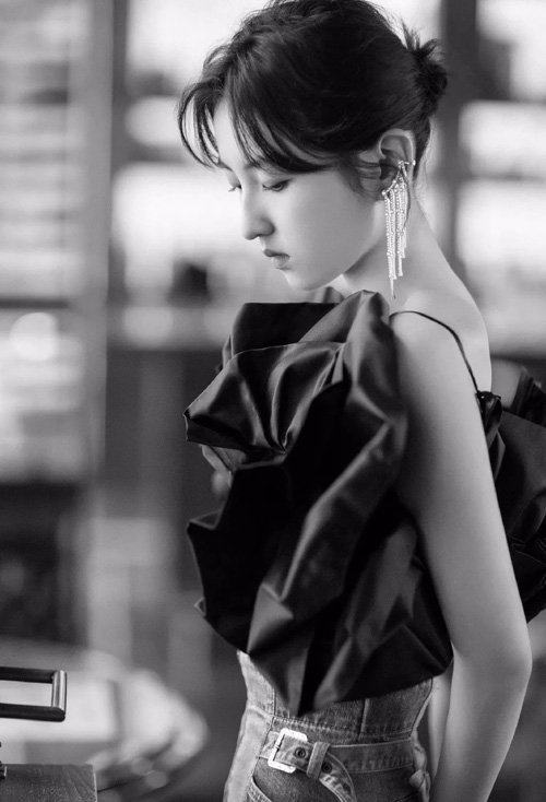 Ů������ͷ������������ ����С�ɰ����ӿ��ĳ���