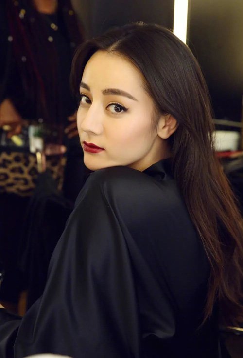 �����˼��Ů���ʺ��з��� ʱ�и��Ե�Ů����ͷ��