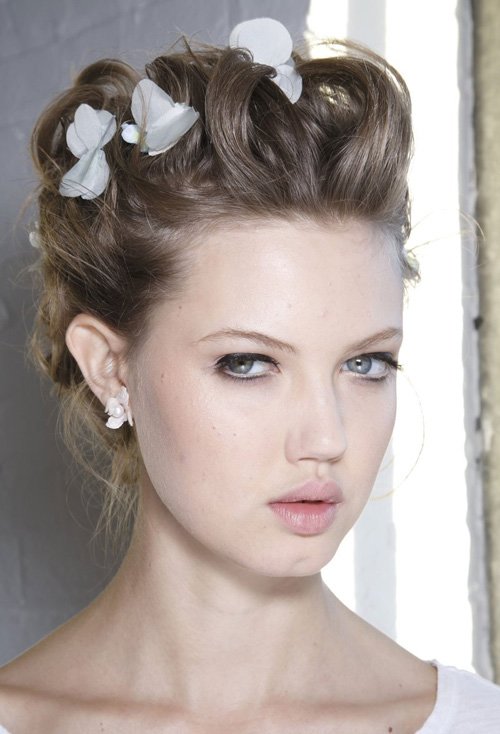 ��ô��ͷ����ͷ���̳�һ�仨 ����ʱ�е�Ů���̷�