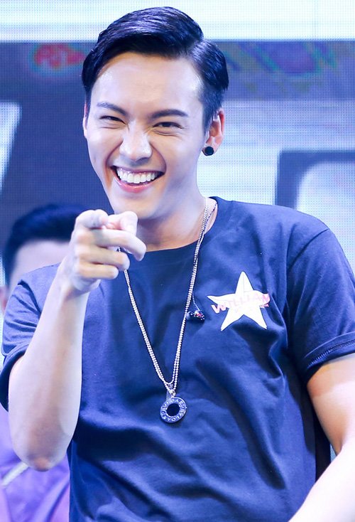 ��������ĺ���ͷ���� ����ʱ�ڵĺ���ͷ����