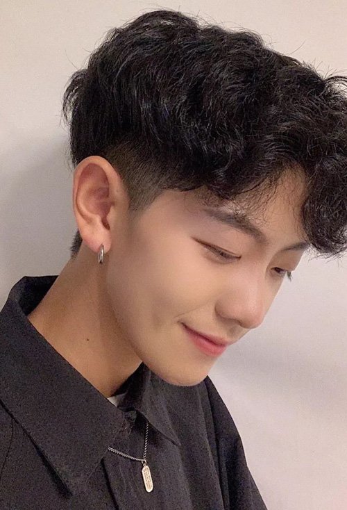 ��ѧ����Ķ̷����ʹ�ȫ У԰�еĶ̷�����ͼƬ