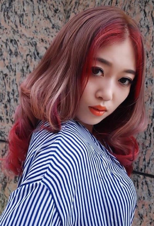 Ů����������Ⱦ�ƺ췢ɫ �Ը����к�ɫͷ��ȫ��