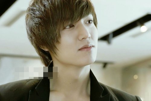 ��������˧���ͷ������ 2020����ʿ˧���̷�չʾ