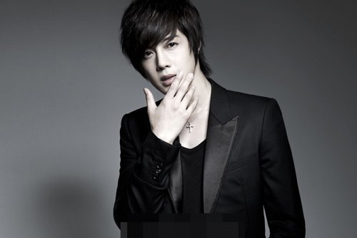 ��������˧���ͷ������ 2020����ʿ˧���̷�չʾ