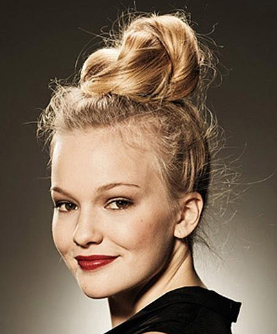 甜美清爽的花苞首页 发型diy 梳头发