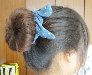 小女孩花苞头用工具怎么扎 小女孩普通花苞头发型扎法