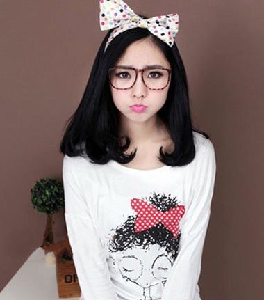 ��ɫ�г��滨������ͼ �ڷ�ͷ�����滨