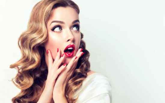 ���󵤡���ٳ��Ҧ�ѵ�Ů��Ա�ĳ��̷���չ�ֳ���ͬ������ 