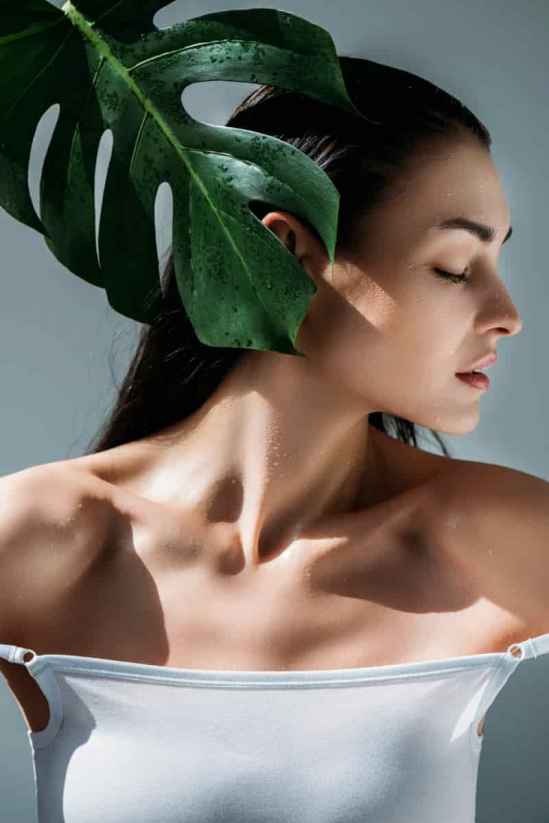 ���󵤡���ٳ��Ҧ�ѵ�Ů��Ա�ĳ��̷���չ�ֳ���ͬ������ 